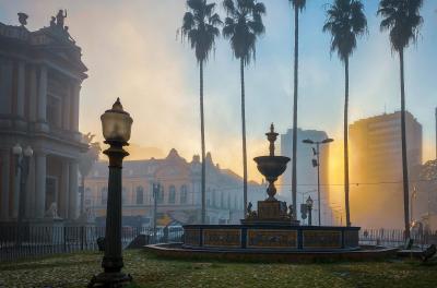 Prefeitura lança edital para revitalização da Praça Montevideo
