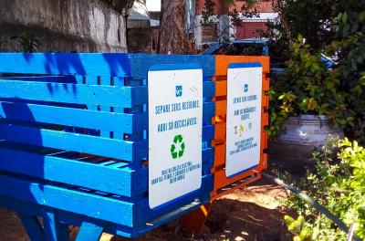 Prefeitura instala cestos para inibir foco de lixo na avenida Ipiranga