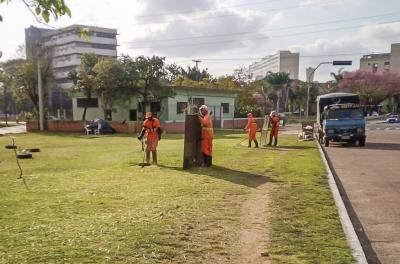 Prefeitura divulga serviços de corte de grama e limpeza de praças