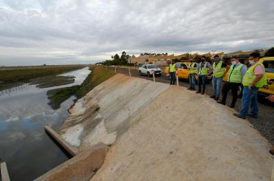 Técnicos do Dmae realizam vistoria em obra de drenagem do Aeroporto Salgado Filho