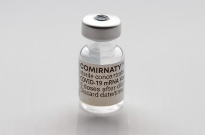Vacina Comirnaty será usada devido ao intervalo entre doses