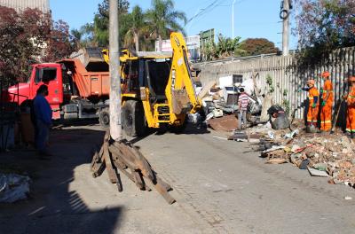 Limpeza de foco de lixo no bairro Camaquã acontece neste domingo