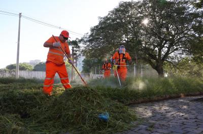 Prefeitura divulga serviços de corte de grama e limpeza de praças nesta sexta-feira