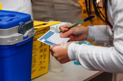 Para segunda dose é preciso apresentar carteira de vacinação com registro da Dose 1