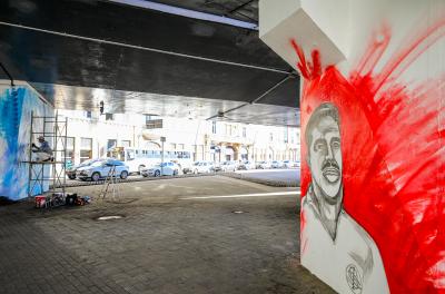 Entrada da cidade ganha as cores da dupla GreNal