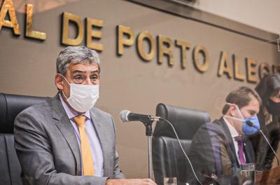 Líder do Governo protocola na Câmara Municipal nova emenda ao projeto de Reforma da Previdência
