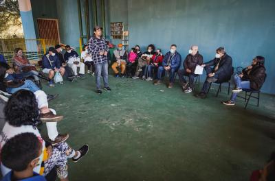Destinação do Centro de Eventos Ervino Besson é debatida com a comunidade da Vila Nova 
