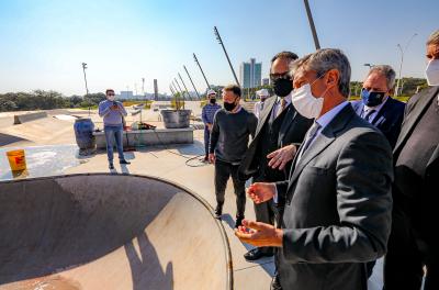 Prefeitura recepciona embaixador de Portugal com roteiro pela Orla do Guaíba