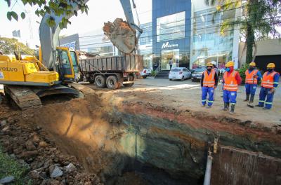 Obras da Macrodrenagem do Arroio Areia avançam na Nilo Peçanha