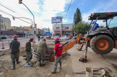 Obras para levar mais água às zonas Norte e Nordeste atingem 86% de execução