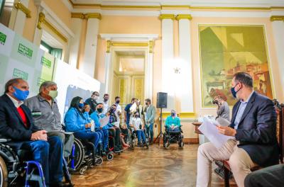 No Dia Nacional do Atleta Paralímpico, Prefeitura presta homenagem aos desportistas