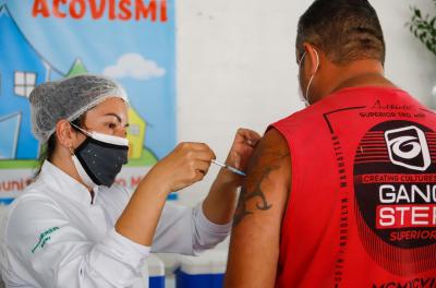 Saúde mantém vacinação contra a Covid-19 durante o feriadão de Finados