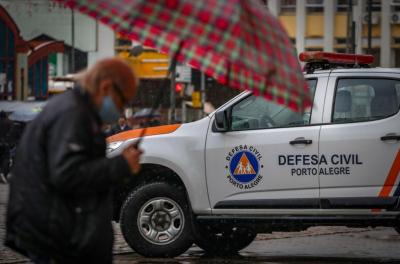 Defesa Civil alerta para temporal nesta segunda-feira
