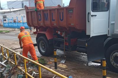 Ação de limpeza retira cerca de três toneladas de resíduos no entorno do arroio Sarandi