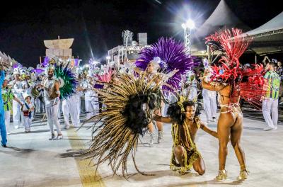 Sai a lista de profissionais do Carnaval e dos blocos de rua habilitados para o auxílio emergencial