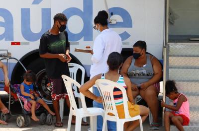  ônibus circula em quatro pontos da capital 