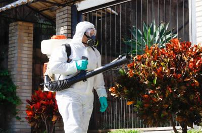 Caso confirmado de dengue motiva aplicação de inseticida na terça-feira