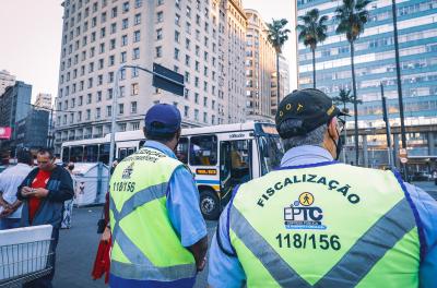 Linha F993 Futebol tem saída no Largo Glênio Peres