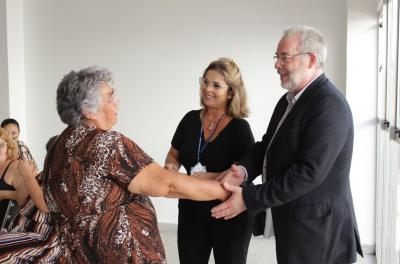 Mulheres da Lomba do Pinheiro recebem Carteiras do Artesão