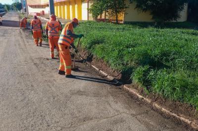 DMLU retira cerca de três toneladas de resíduos no entorno do arroio Sarandi