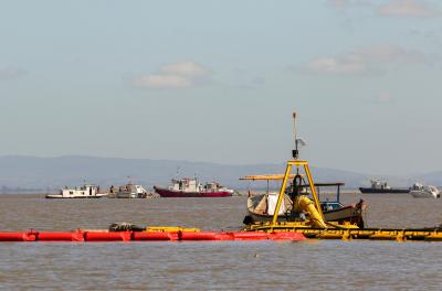 Dmae conclui afundamento de segunda linha de tubos da adutora subaquática