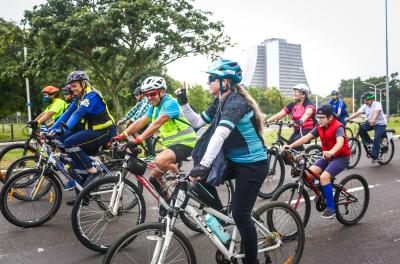 Passeio ciclístico incentiva a bicicleta como meio de transporte sustentável