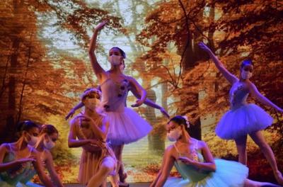 Espetáculo  “Fragmentos” apresenta um resumo do trabalho realizado pelo Ballet Lenita Ruschel num tributo aos 65 anos de sua trajetória