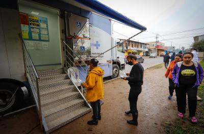 Unidade móvel vacinação covid e gripe