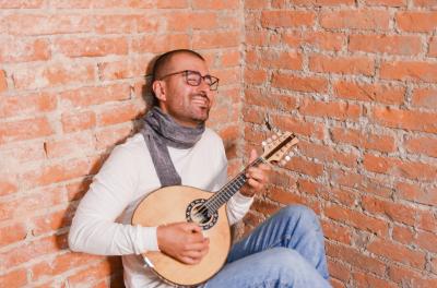 Música no Paço recebe apresentação de cavaquinho e bandolim