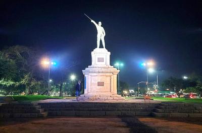 Monumentos e prédios históricos recebem iluminação cênica