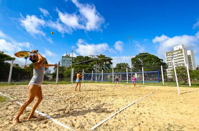 Dia do Servidor terá torneio de integração com beach tennis e futebol 