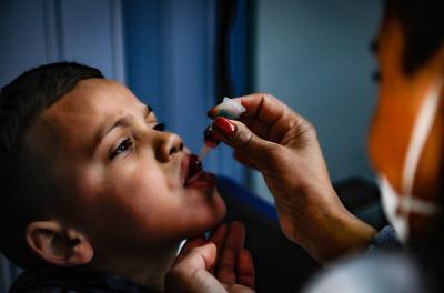 Capital mantém vacinação contra a poliomielite 