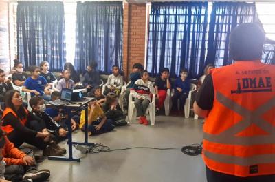 Trabalho Técnico Social do Dmae faz palestra ambiental para crianças na zona Norte