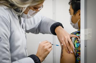 Vacinação contra Covid-19 e gripe segue nesta quarta-feira na Capital