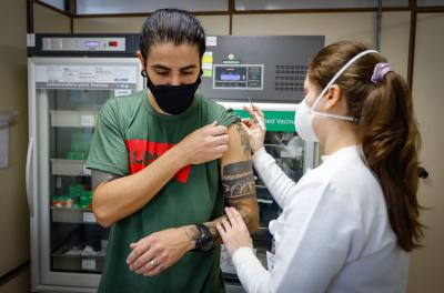 Vacinação contra Covid-19 e gripe segue nesta quinta-feira na Capital