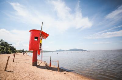 Praias do Extremo Sul de Porto Alegre são opções para os banhistas