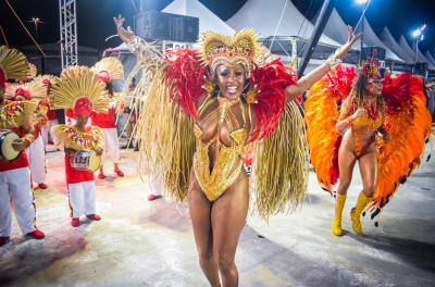 Enredo da Imperadores do Samba homenageia o Theatro São Pedro