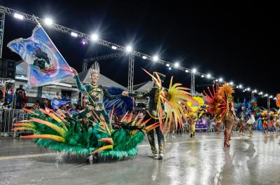Segunda noite dos desfiles do Carnaval 2023 ocorre neste sábado