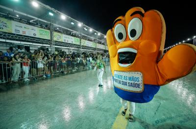Saúde leva atendimento e prevenção ao Carnaval do Porto Seco