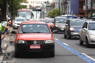 EPTC informa mudanças na solicitação da carteira de condutor do transporte público