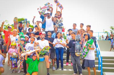 Ação social marca entrega de pista de skate revitalizada da Restinga