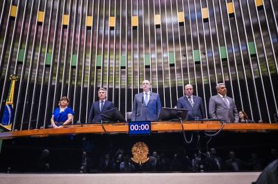 Melo participa em Brasília de homenagem de deputados aos 251 anos da Capital