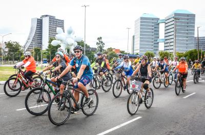 Pedal da Paz reúne centenas de ciclistas