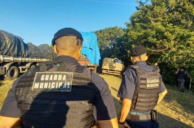 Guarda Municipal localiza caminhões que transportavam 300 kg de fios furtados na Zona Sul