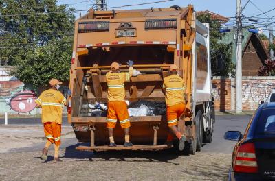 Dia do Gari marca início da 18ª Semana Cidade Limpa