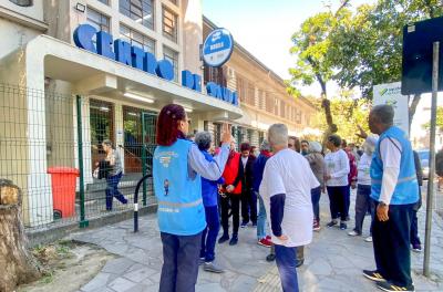 Ação com idosos do posto de saúde Modelo chama atenção para o autocuidado no trânsito