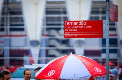 Linhas de ônibus levam torcedores ao Beira-Rio