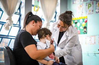 Nove escolas recebem o Rolê da Vacina nesta terça-feira