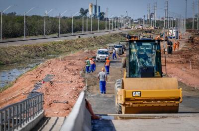 Prefeito faz vistoria final nas obras da avenida Severo Dullius