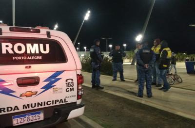 Operação fiscaliza estabelecimentos e reforça patrulhamento em bairros da Capital no fim de semana